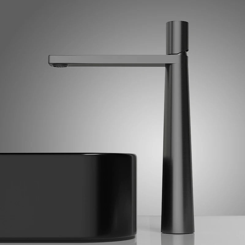 Modern Single Lever Solid Brass Bathroom Basin Faucet