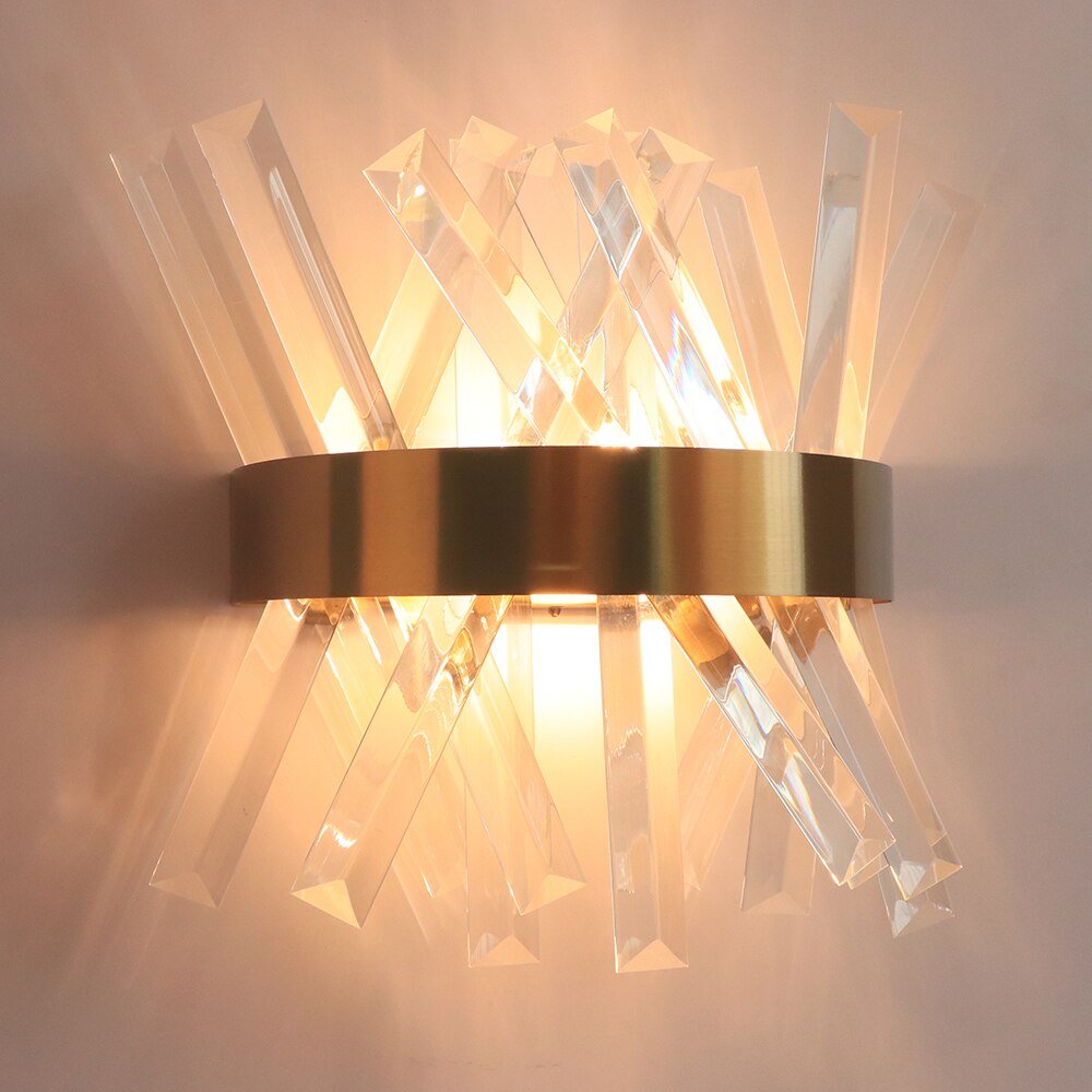 Kristallen wandlamp slaapkamer naast gouden wandlampen badkamer led wandlamp