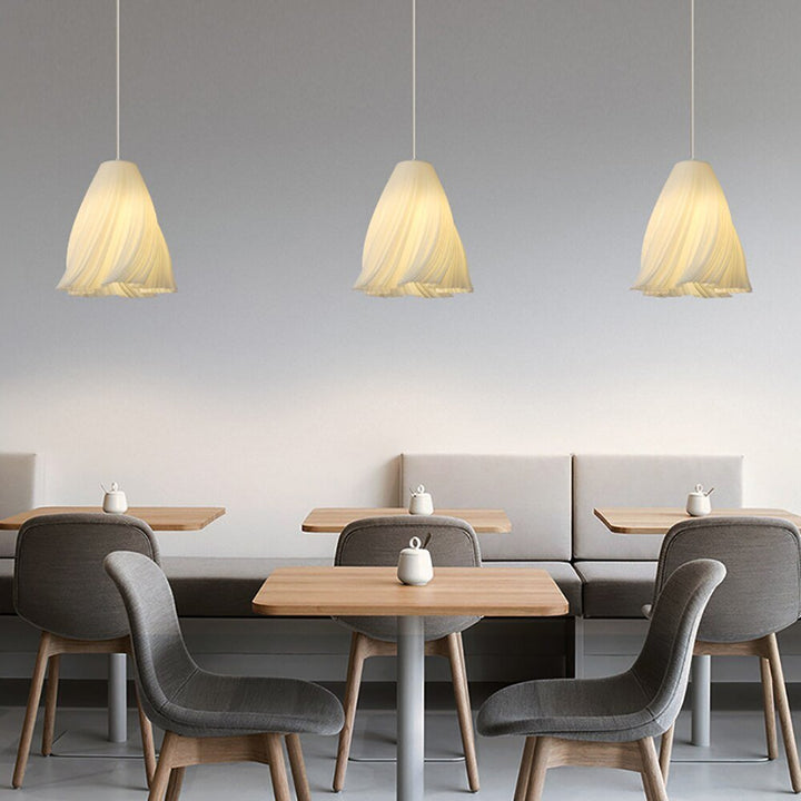 Moderno 3D Creativo Pequeño Candelabro Lámparas Colgantes para Restaurante Lado de la Cama Bar Cocina Habitación de los niños